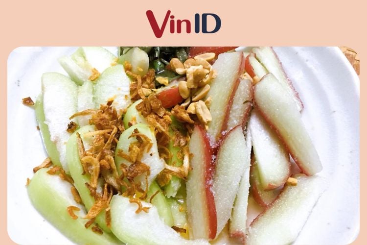 Món salad mận