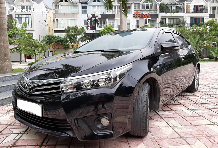 Nếu đang tìm 500 triệu mua ô tô cũ gì tốt, bền thì nên tham khảo qua Toyota Corolla Altis 2015 - 2017