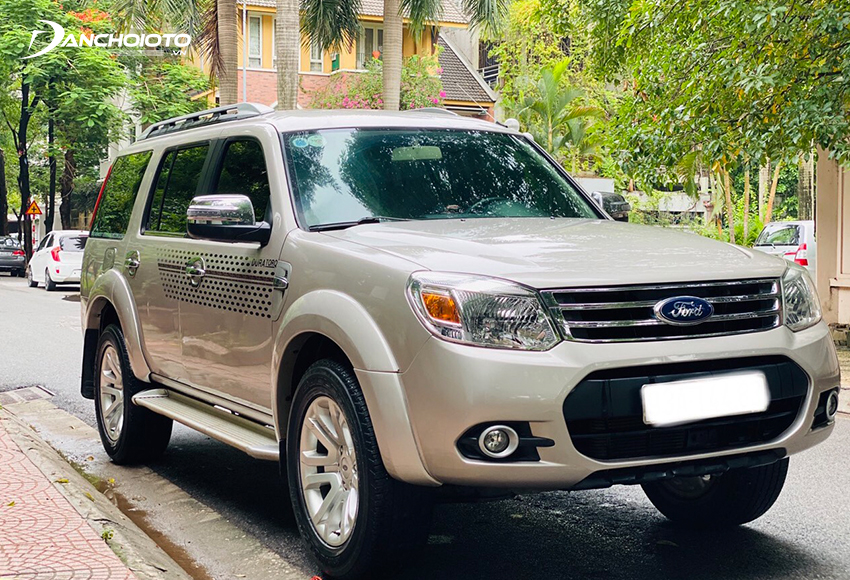 Ford Everest là một cái tên nổi bật trong danh sách 500 triệu mua xe SUV cũ nào tốt ở phân khúc hạng D