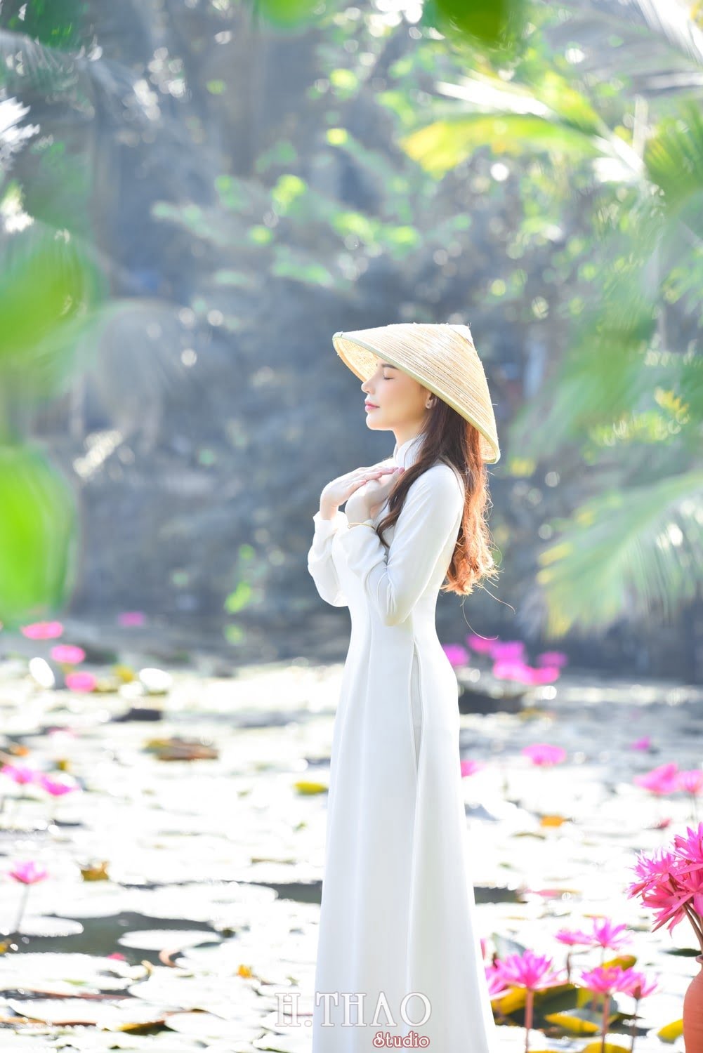 Anh ao dai dep 5 min - Tổng hợp album ảnh chụp áo dài ngoại cảnh tuyệt đẹp ở Tp.HCM