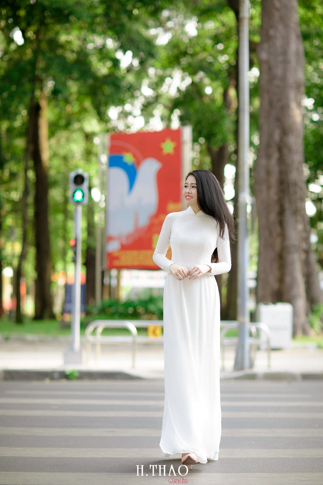 ao dai Misa 6 - Tổng hợp album ảnh chụp áo dài ngoại cảnh tuyệt đẹp ở Tp.HCM