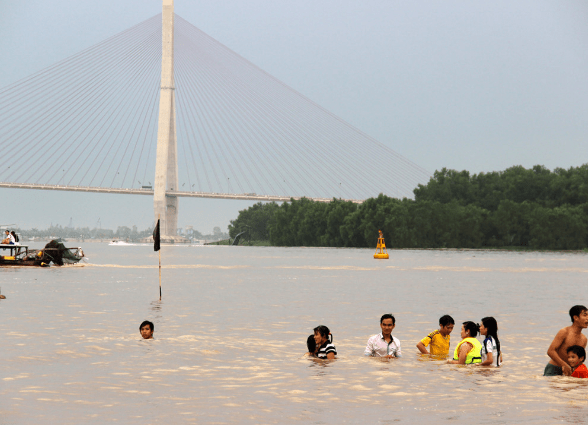 Vui chơi ở biển Cần Thơ (Ảnh ST)