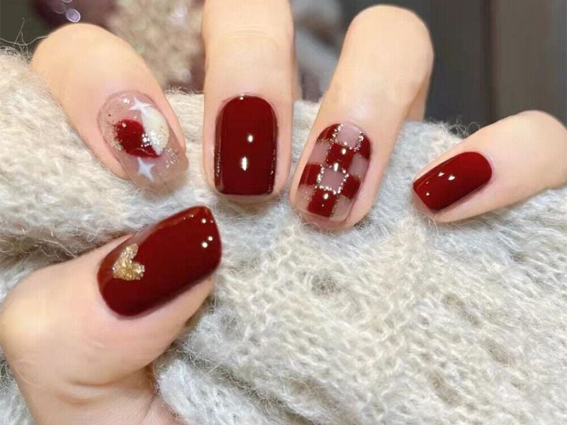 Mẫu nail đỏ sẫm phối màu