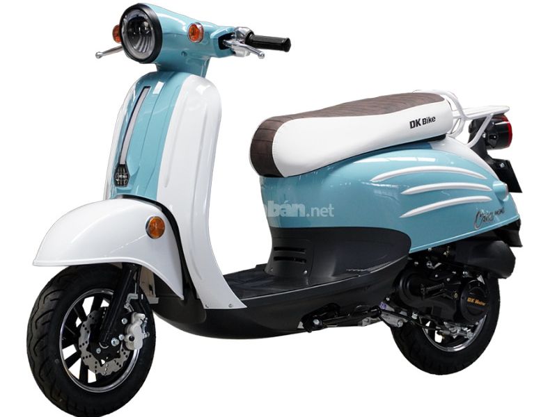 Lưu ý khi mua xe máy 50cc cho học sinh nữ