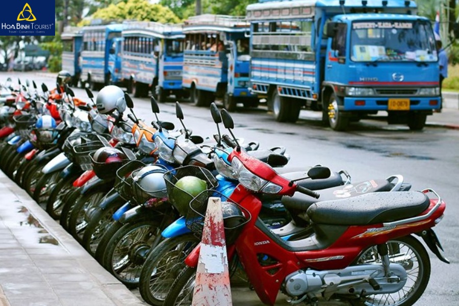 Nếu bạn là người yêu thích khám phá và tự do, hãy lựa chọn xe máy để di chuyển trong thành phố