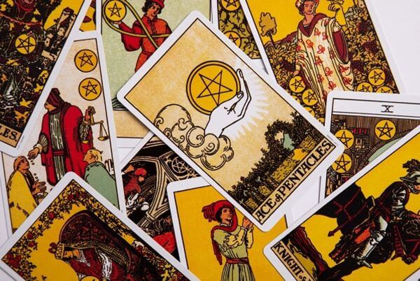 Xem bài Tarot về sự nghiệp