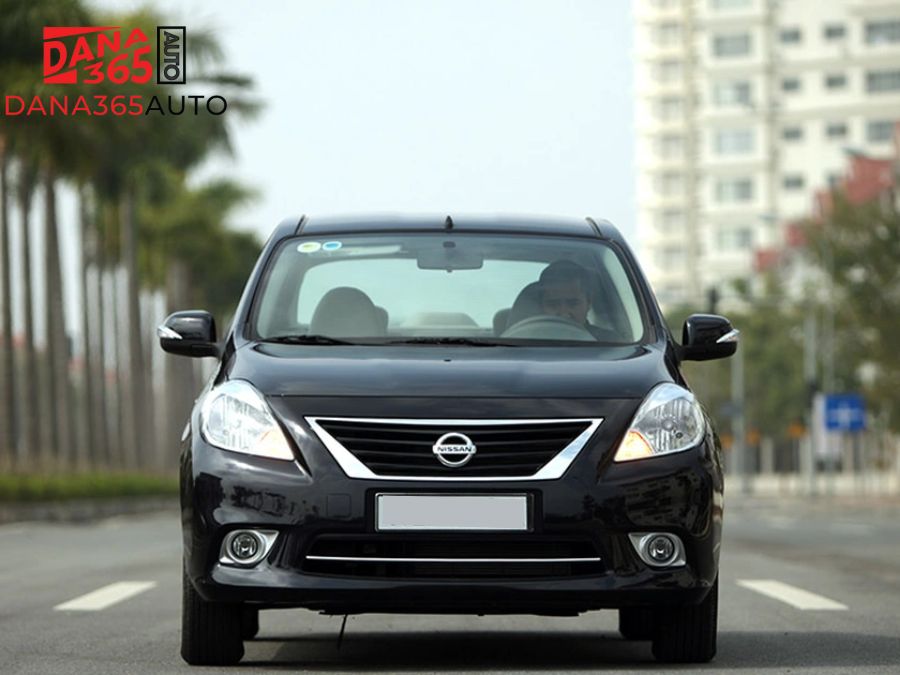 Ngoại hình Nissan Sunny 2015 mang những đường nét cổ điển