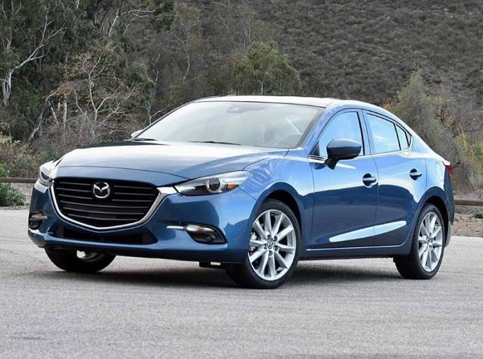 Xe hơi 4 chỗ Mazda 3