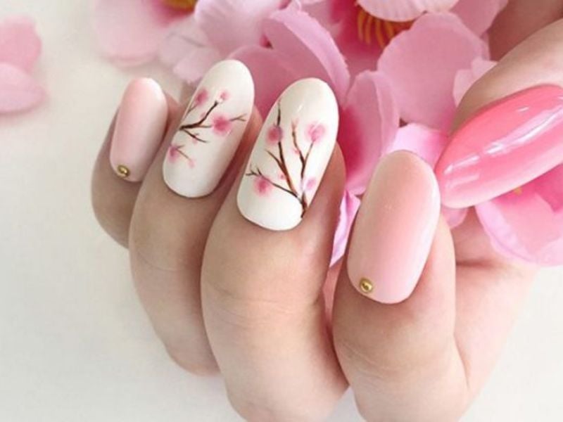 Mẫu nail hoa đào Tết