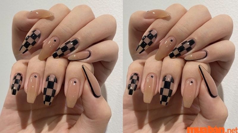 Nail caro đen