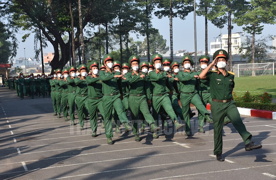 Nằm mơ thấy bộ đội đánh số gì?