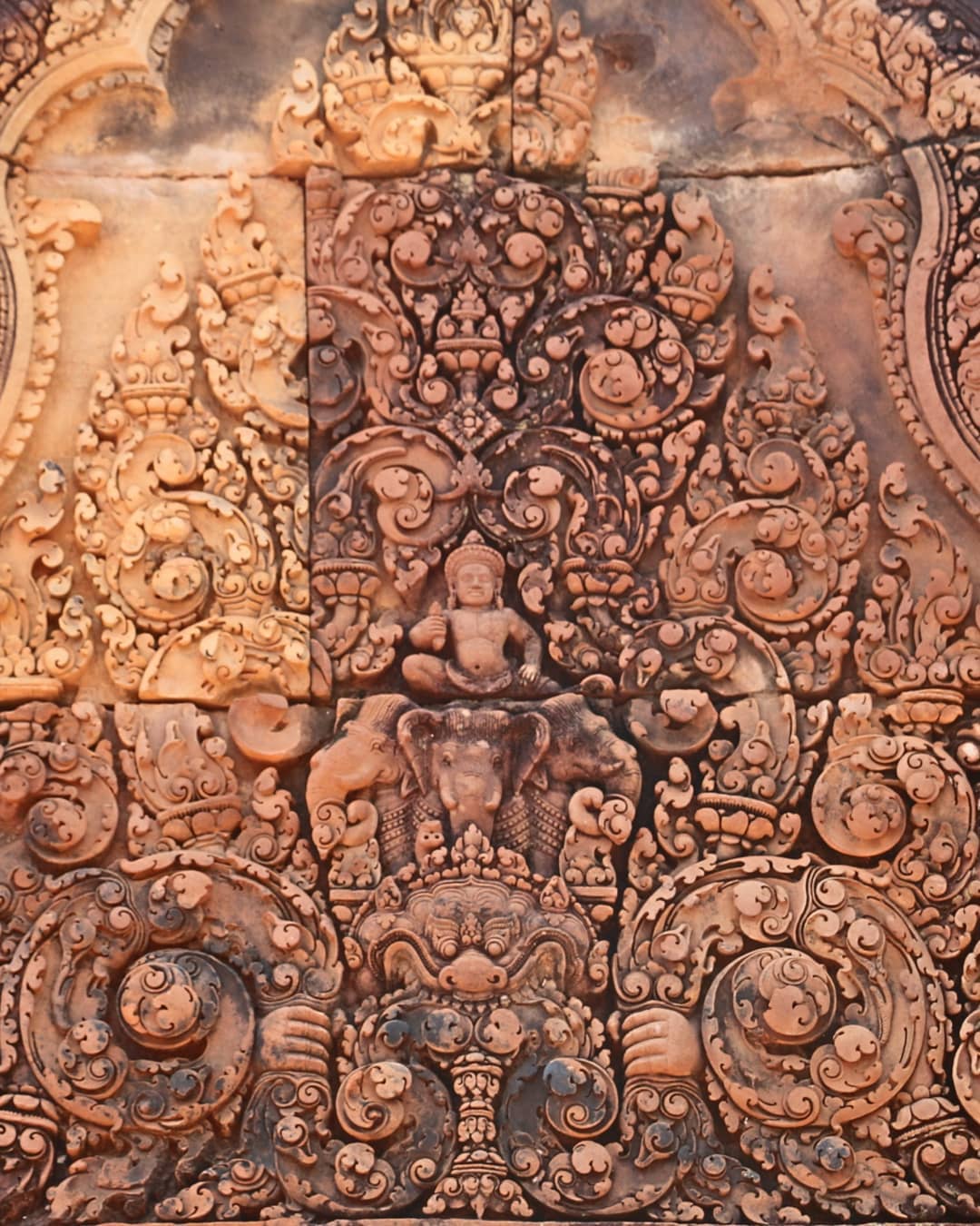 den-banteay-srei-campuchia34