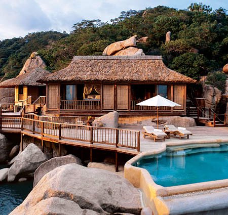 Top-5-resort-Nha-Trang-dep-nhat-ban-nen-thu-mot-lan-six-senses