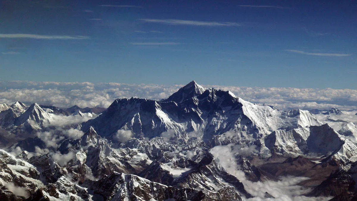 Everest có mãi mãi là ngọn núi cao nhất thế giới? - 1