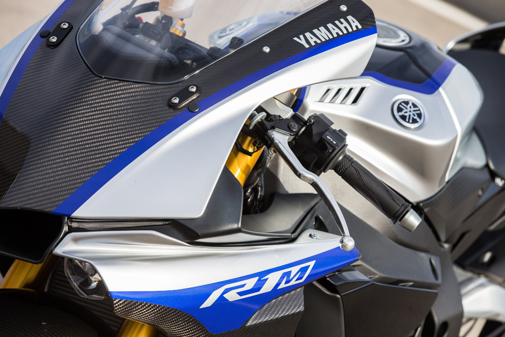 2018 Yamaha YZF-R1 and YZF-R1M