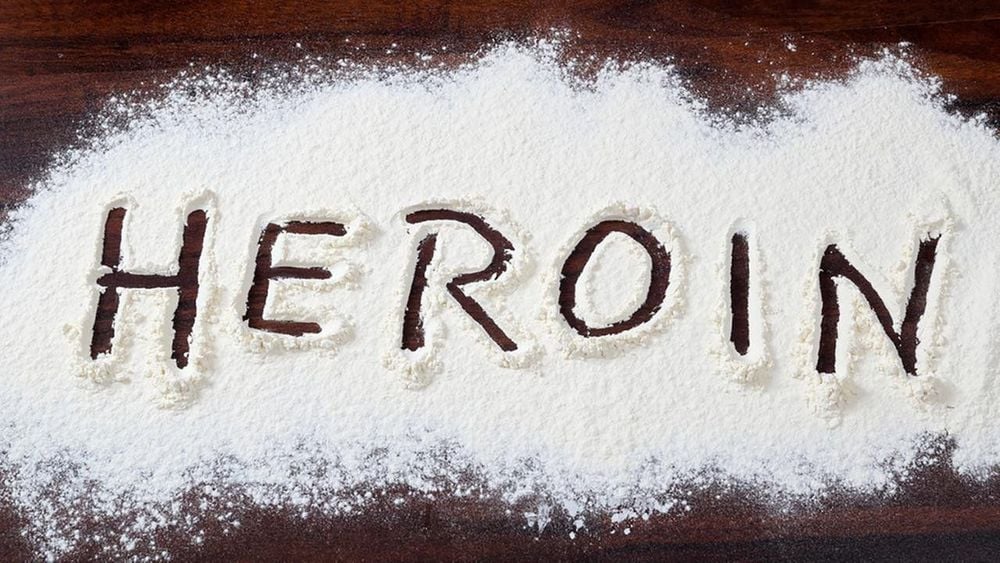 Heroin là ma túy bán tổn hợp