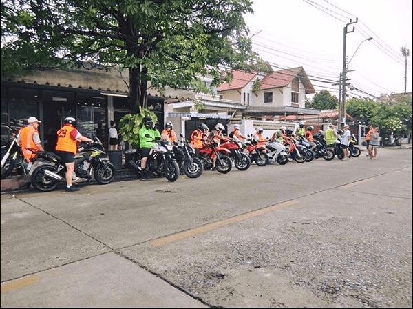 Kinh nghiệm thuê xe máy ở Bangkok kèm địa chỉ uy tín, an toàn. Địa chỉ thuê xe máy ở Bangkok Thái Lan. Nên thuê xe máy ở đâu Bangkok