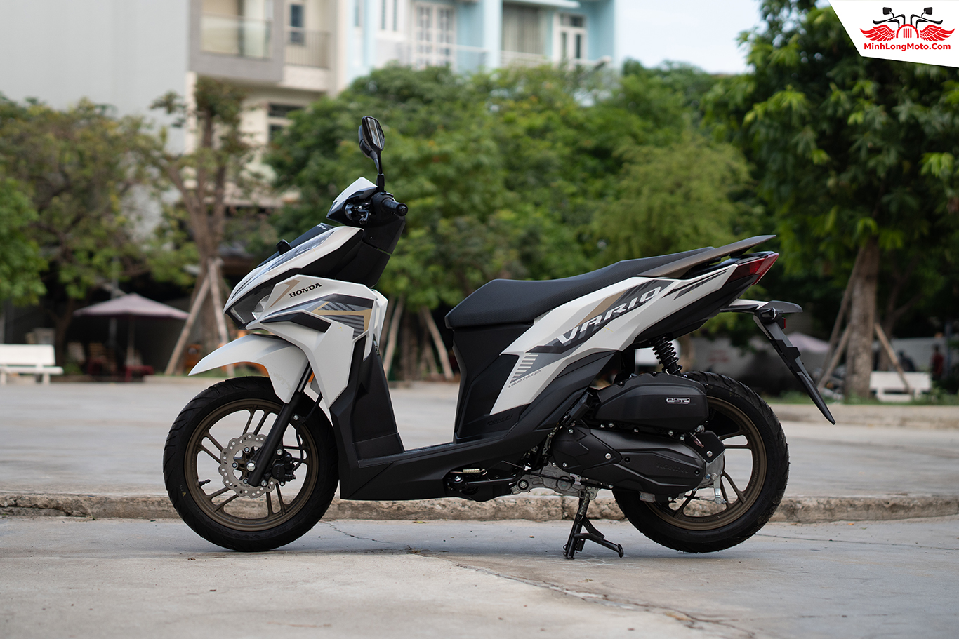 Honda Vario 160 màu trắng