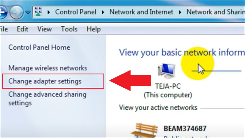 Bạn nhấn chọn “Change adapter settings” trên màn hình.