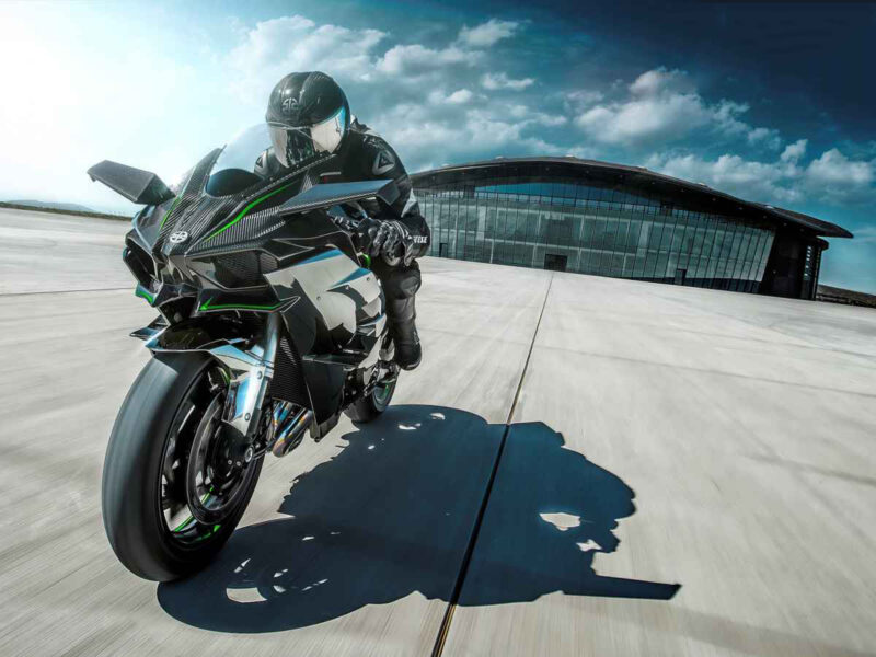 Hình ảnh Kawasaki Ninja H2R độ cho dân chơi thể thao