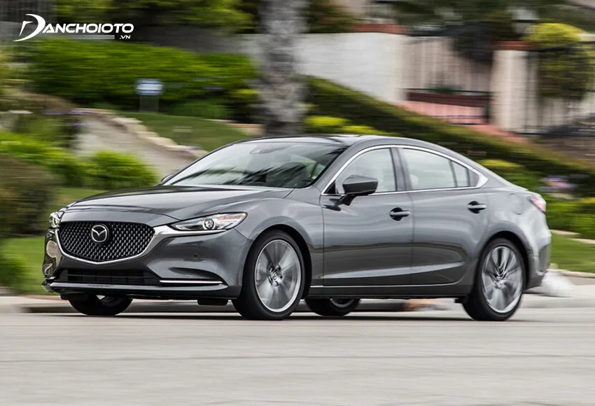 Mazda 6 2.5L cho khả năng tăng tốc tốt, cảm giác lái thể thao, nhất là khi chuyển sang chế độ Sport