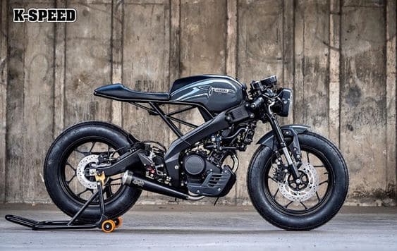 Yamaha XSR 155 custom