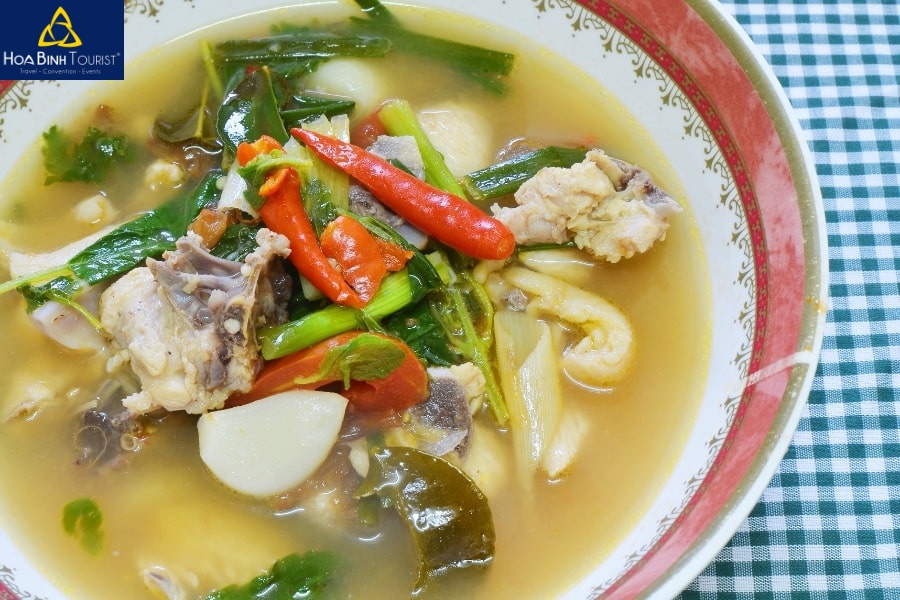 Gà nấu riềng Tom Kha Kai thơm ngon, dậy vị