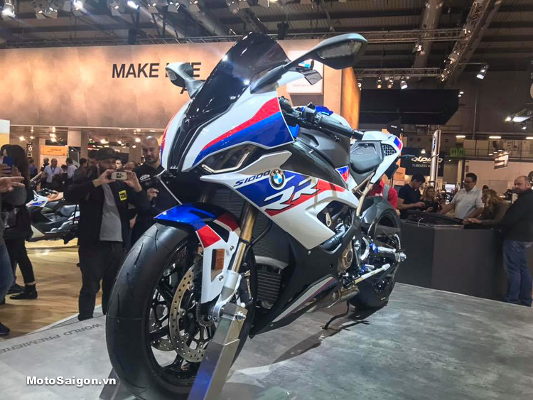 Giá bán BMW S1000RR 2019 công bố ở mức tương đương 400 triệu đồng