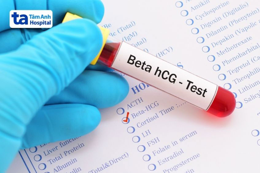 xét nghiệm beta hcg giúp xác định tình trạng mang thai