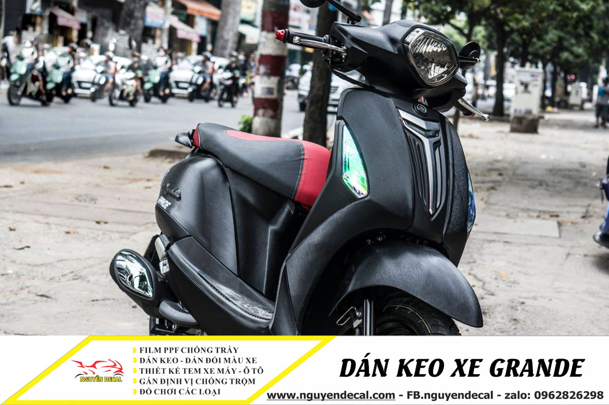 Dán keo xe Grande đẹp