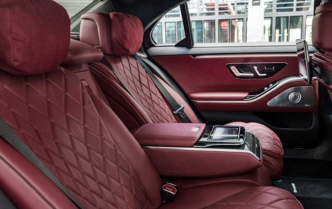 Xe Mercedes S500 ghế ngồi