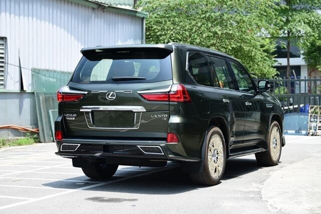 Lexus-LX570-Super-Sport-04-cho-thiet-ke-dau-xe