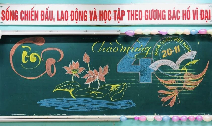 Tranh vẽ bằng phấn bảng chào mừng 20/11