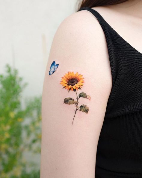 tattoo mini hoa hướng dương với vẻ đẹp duyên dáng và nữ tính