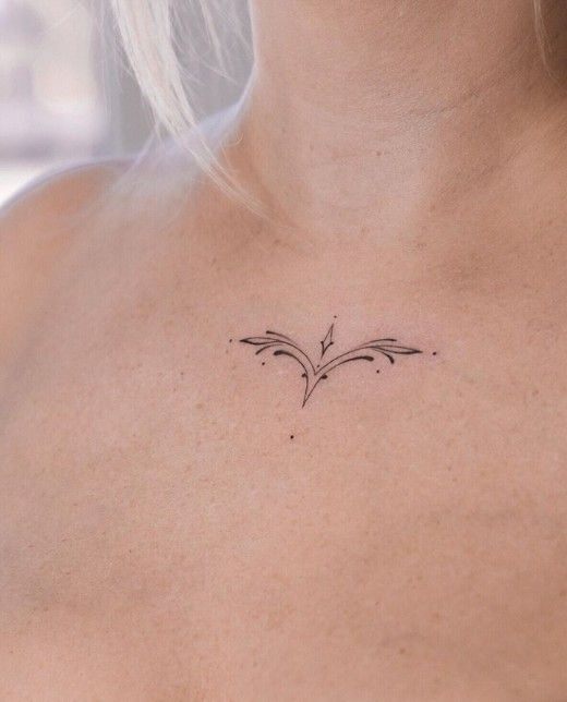 tattoo trước ngực cho khách nữ cực tinh tế