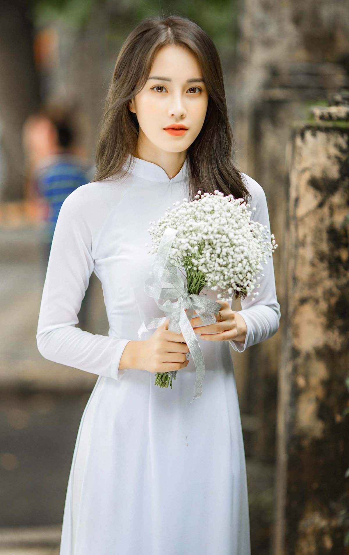 Ao dai cach tan 2022 dep nhat hien nay -7