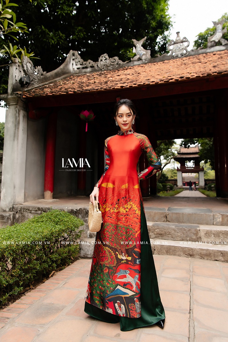 ao-dai-cach-tan-lamia.jpg