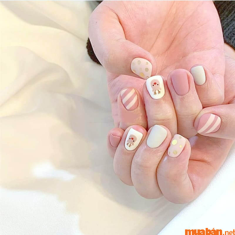 Mẫu Nail Hàn Quốc dễ thương tuần lộc