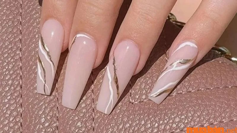 Nail Hàn Quốc màu trong đơn giản