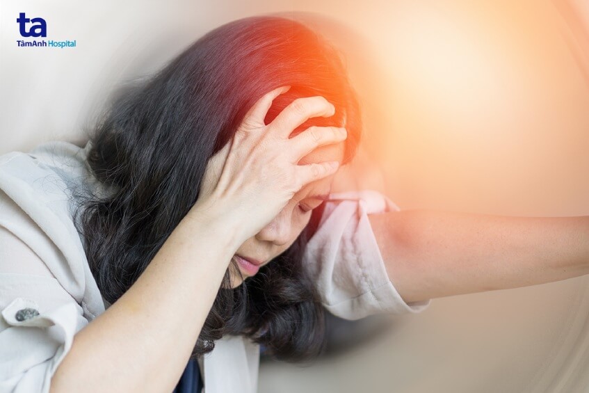 đau nửa đầu migraine