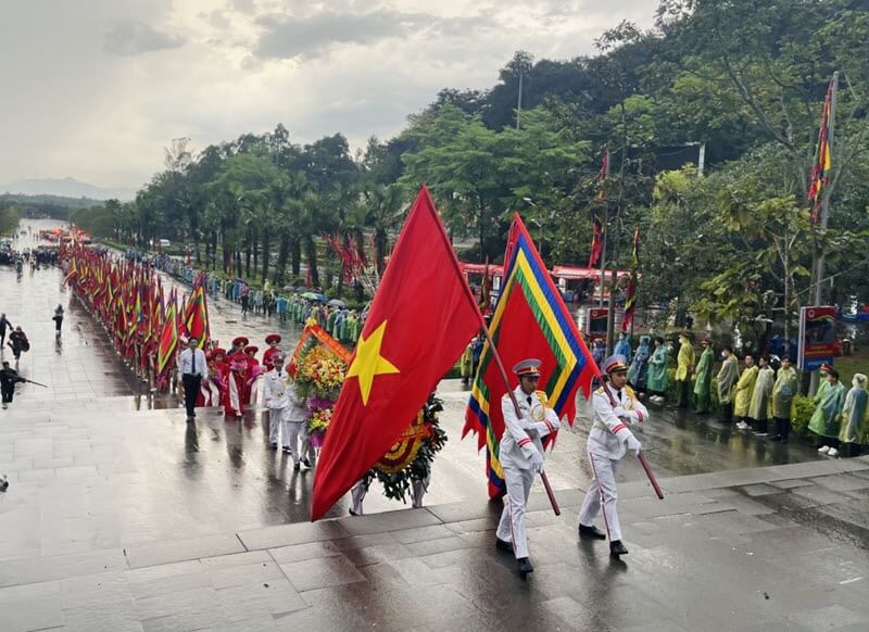 Hoạt động trong giỗ tổ Hùng Vương