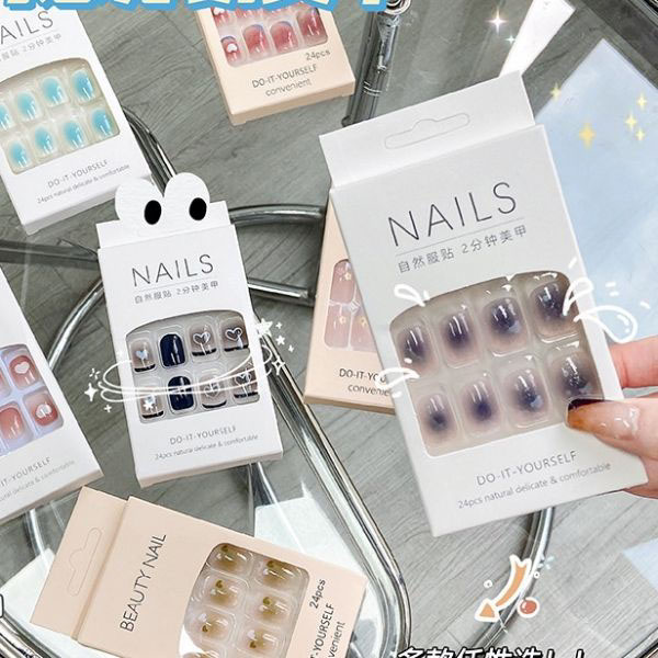 In hộp giấy đựng Nailbox đẹp tại Hà Nội