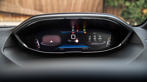 Peugeot 5008 GT Petrol 2021 digital dash