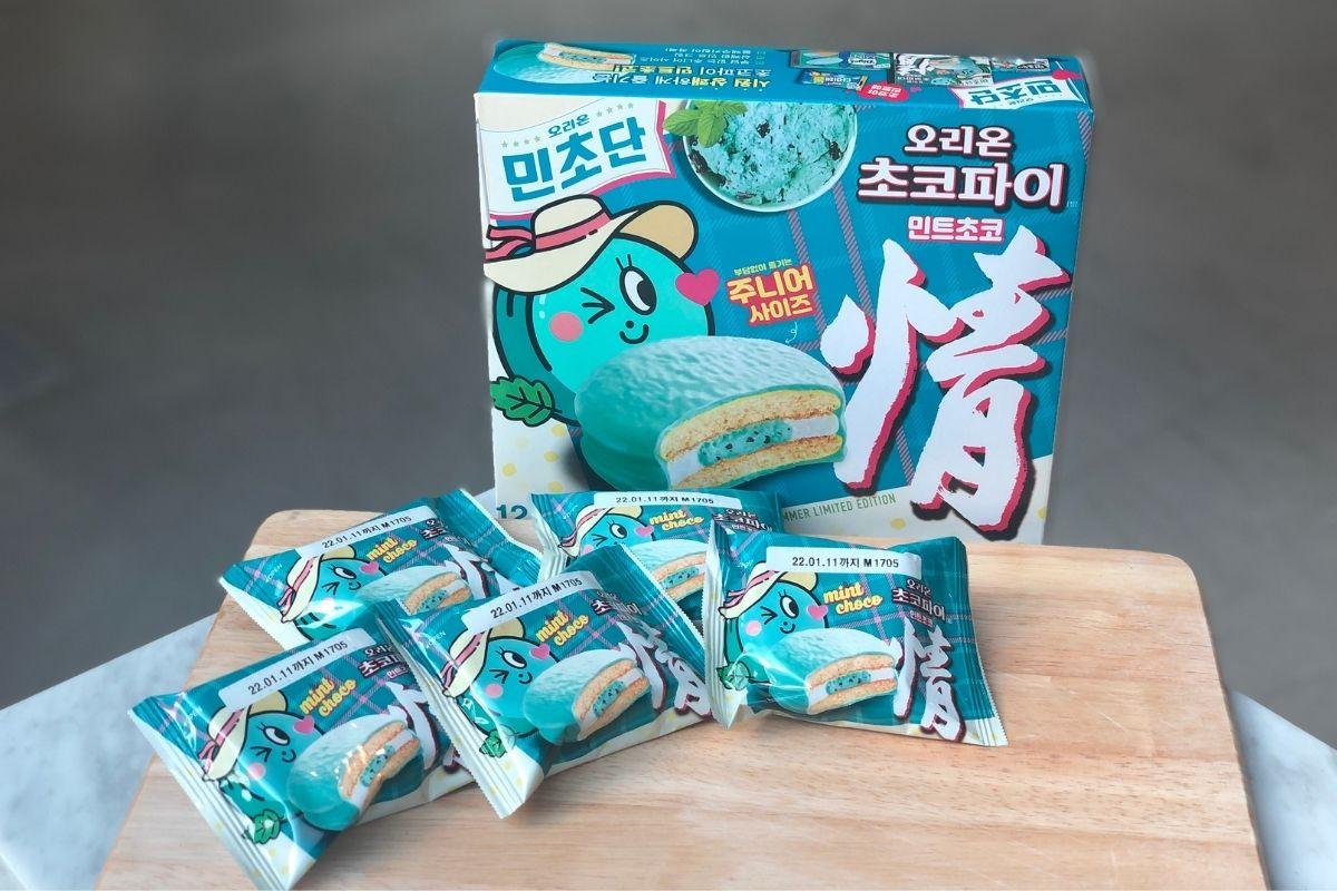 summer 2025 korea mint chocolate food, orion mint choco pie