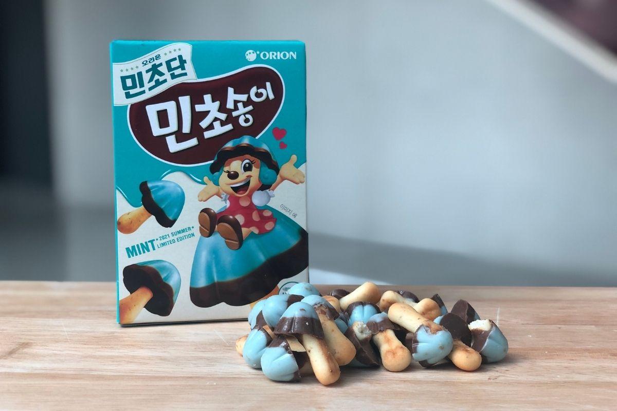 summer 2025 korea mint chocolate food, orion mint choco songi mushroom snack