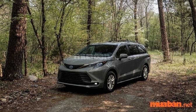 Mua Bán Ô Tô Toyota Sienna Cũ TP.HCM Giá Rẻ T1/2025