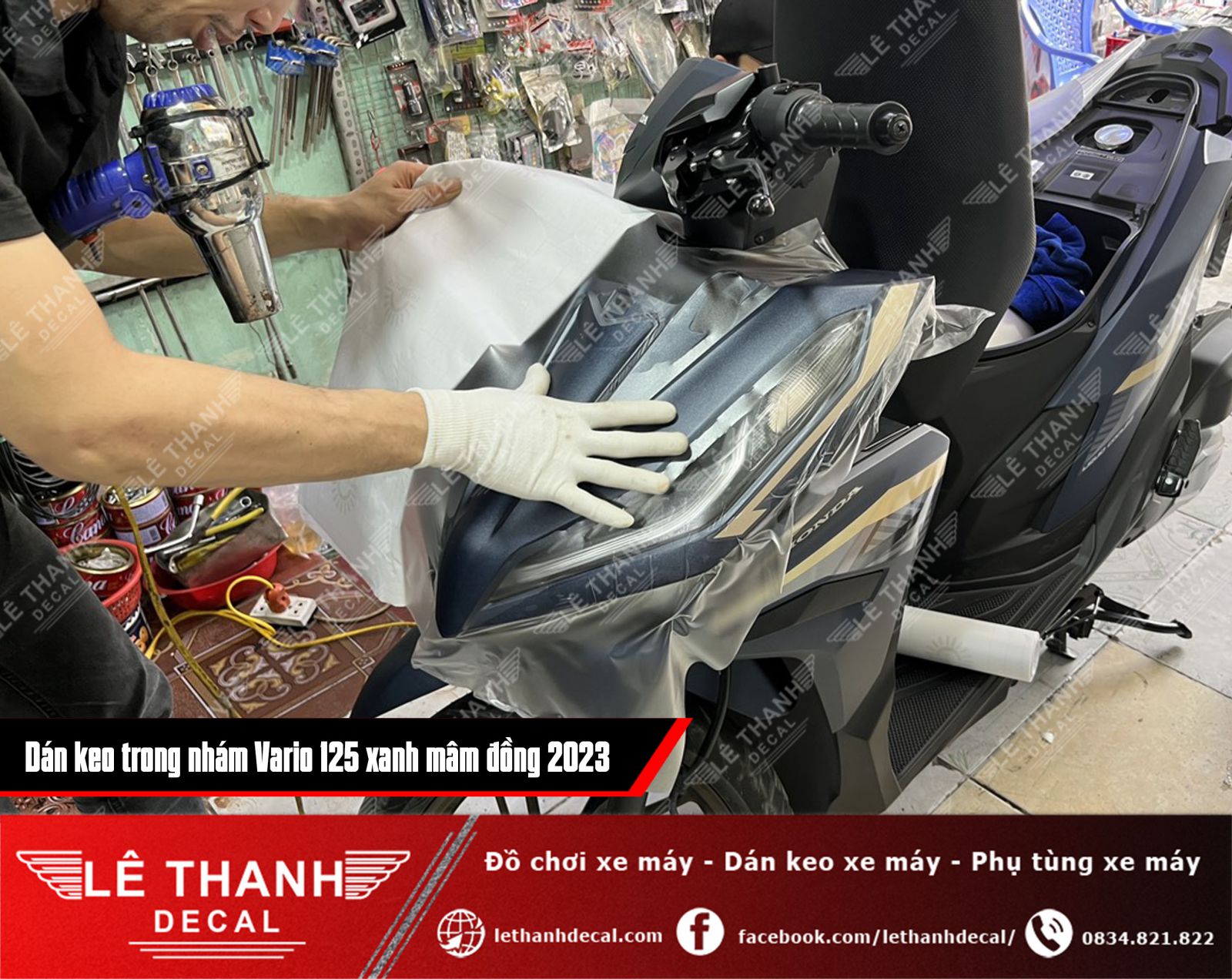 Dán keo trong nhám xe Vario 125 xanh mâm đồng 2023