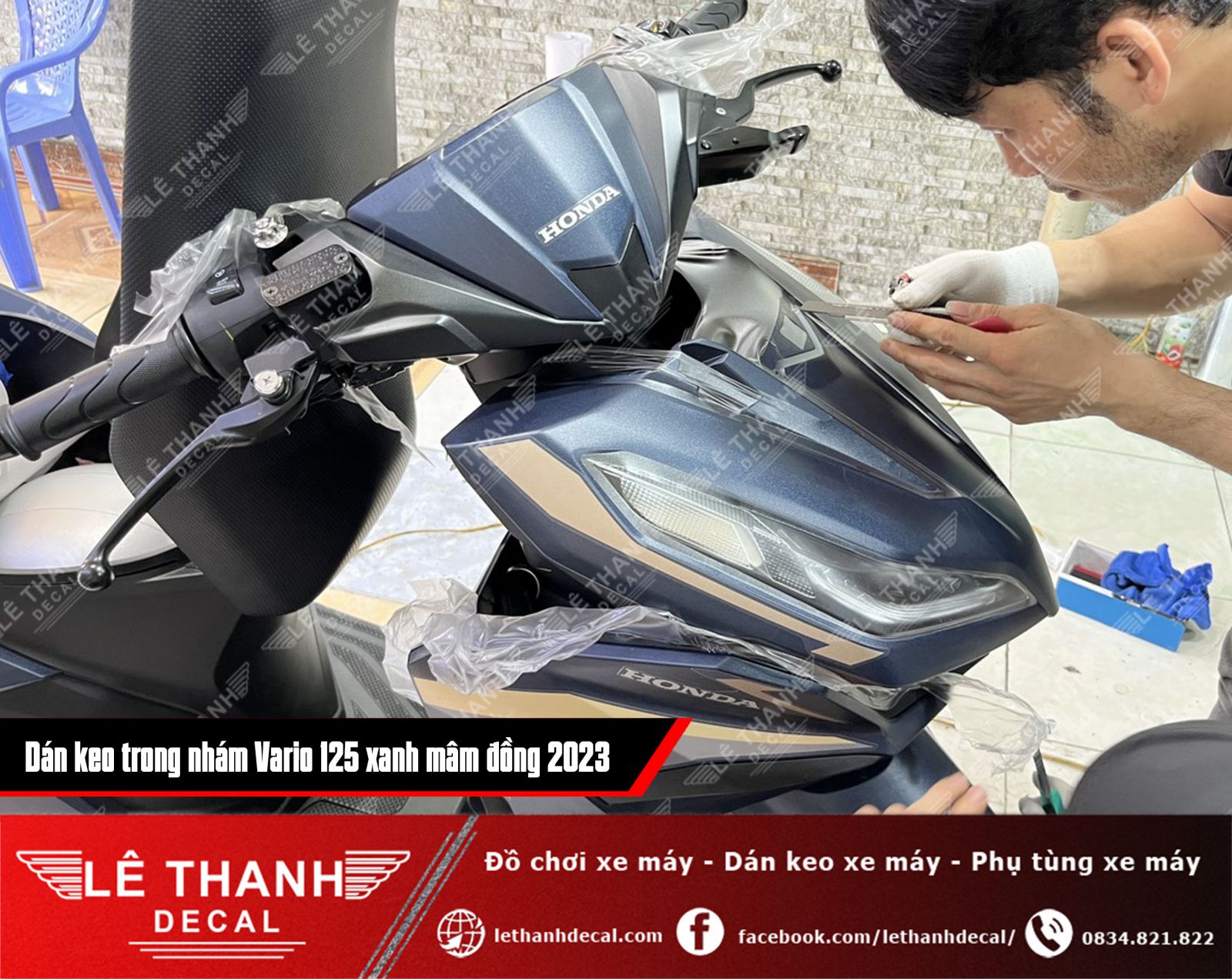 Dán keo trong nhám xe Vario 125 xanh mâm đồng 2023