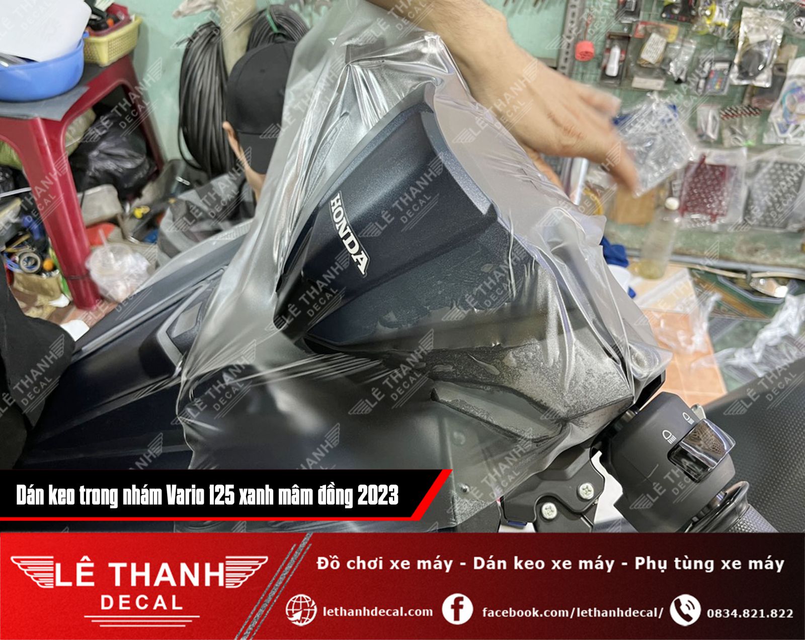 Dán keo trong nhám xe Vario 125 xanh mâm đồng 2023