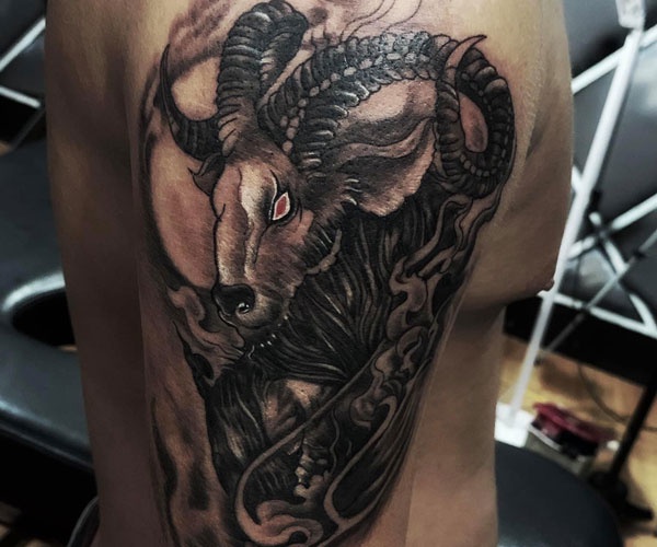 tattoo đầu con dê